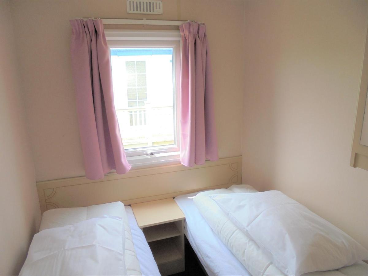 Golden Sands: Mirage Iiii:- 6 Berth, Access To The Beach إنغولدميلز المظهر الخارجي الصورة